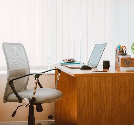 Tips for Creating an Inviting and Functional Home Workspace